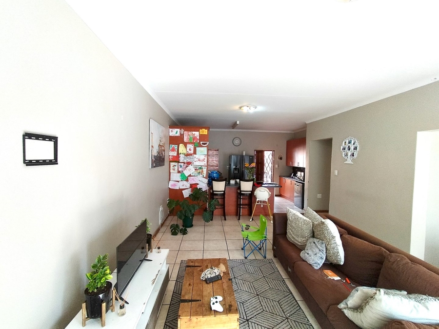 3 Bedroom Property for Sale in Langenhovenpark Free State